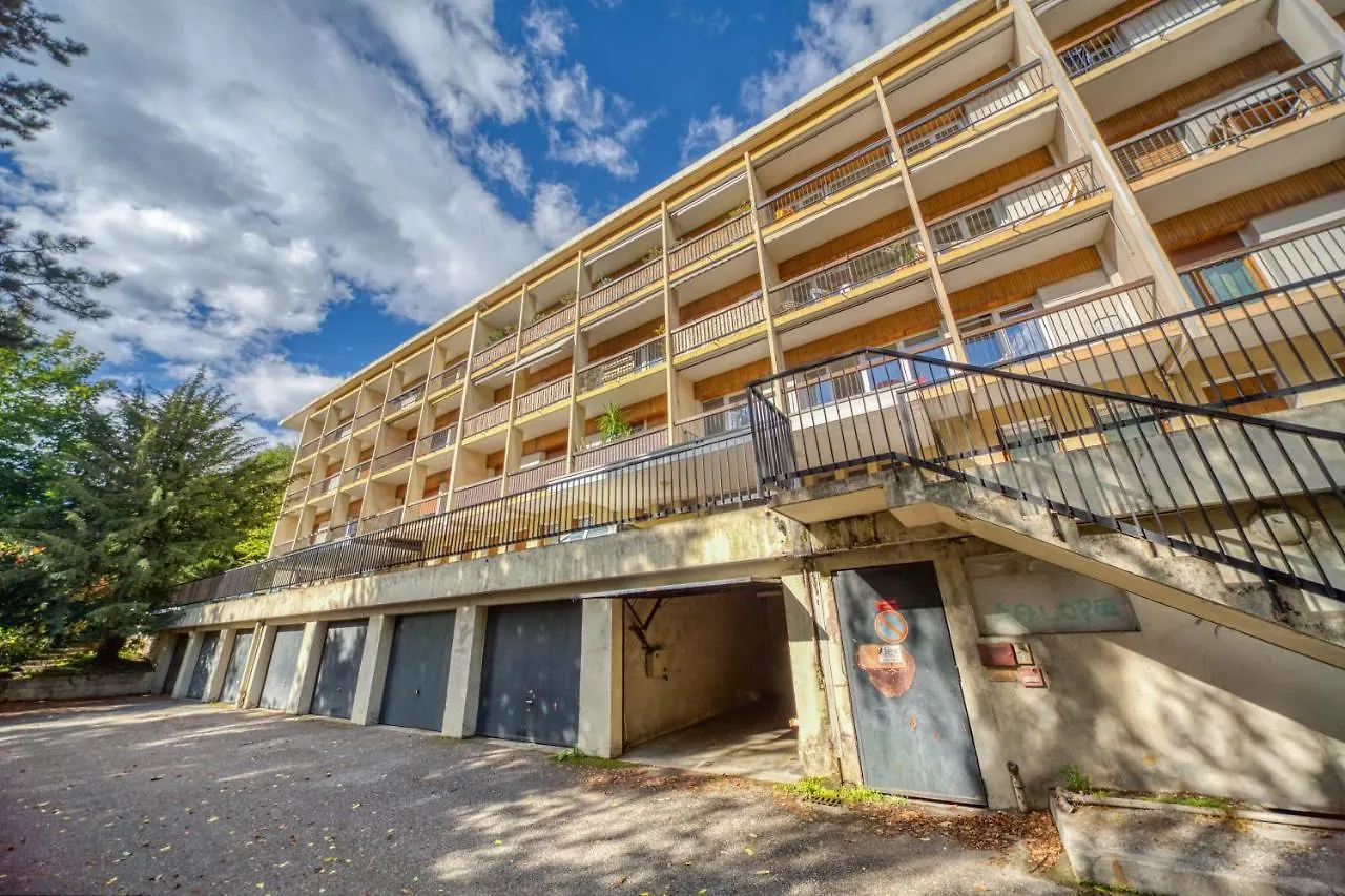 Nice Businessflat, Center, Free Parking, Business Or Holidays